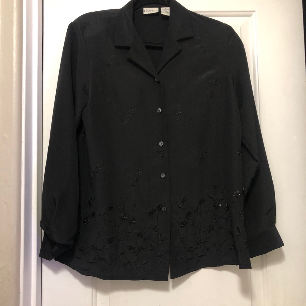 Modern Essentials Black Embroidered Button-Down Shirt Size 8 - Picture 2 of 6